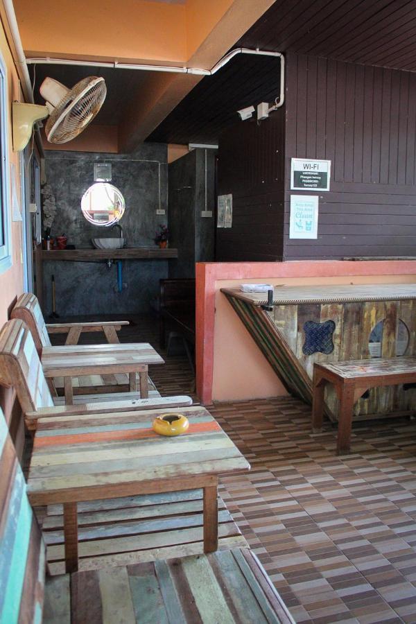 Phangan Barsay Hostel Thong Sala Exterior foto