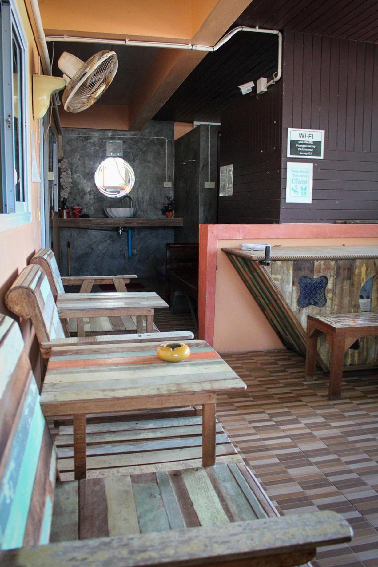Phangan Barsay Hostel Thong Sala Exterior foto